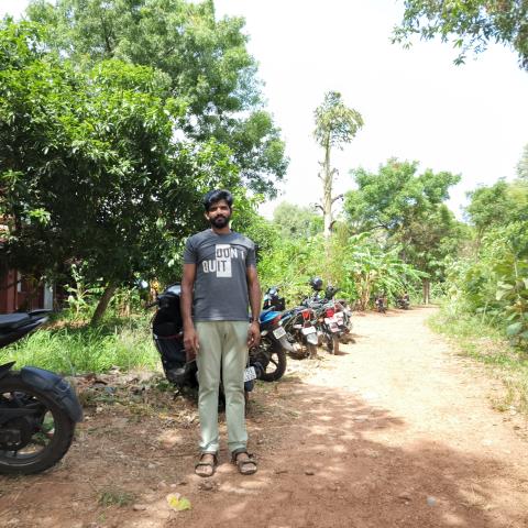 CM750698