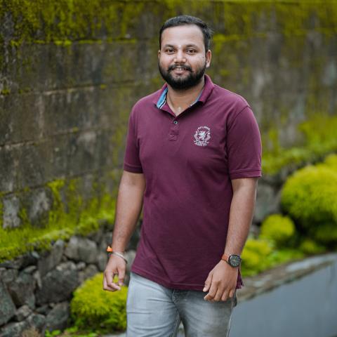 CM836454