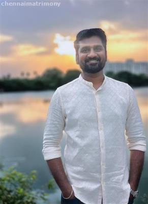 CM821781